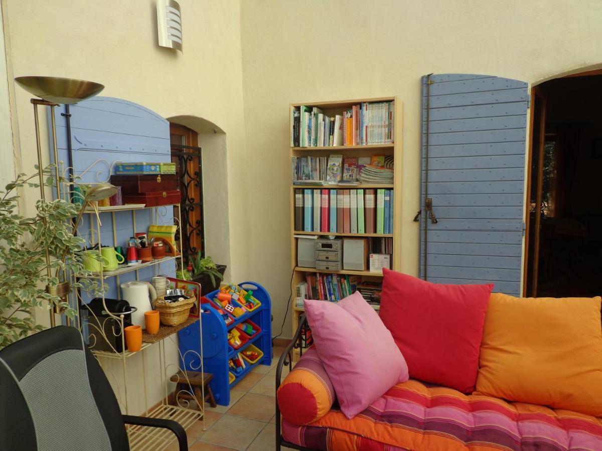 مبيت وإفطار Piolenc Santolines En Provence المظهر الخارجي الصورة