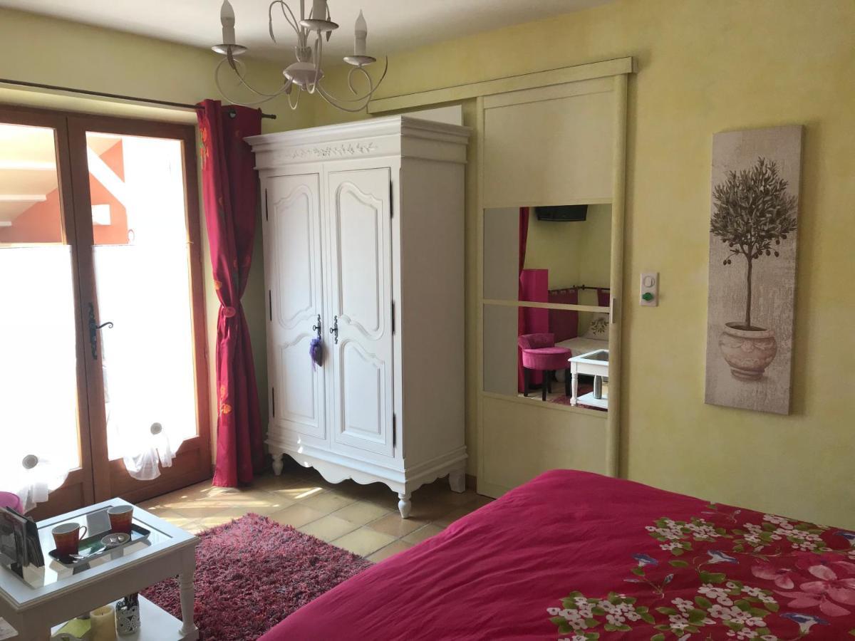 مبيت وإفطار Piolenc Santolines En Provence المظهر الخارجي الصورة