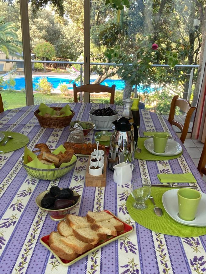 مبيت وإفطار Piolenc Santolines En Provence المظهر الخارجي الصورة